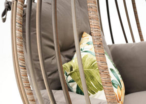 Moses Hanging Egg Chair Outdoor Hanging and Egg Chairs Nest 