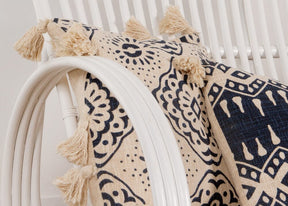 Nila cushion detail